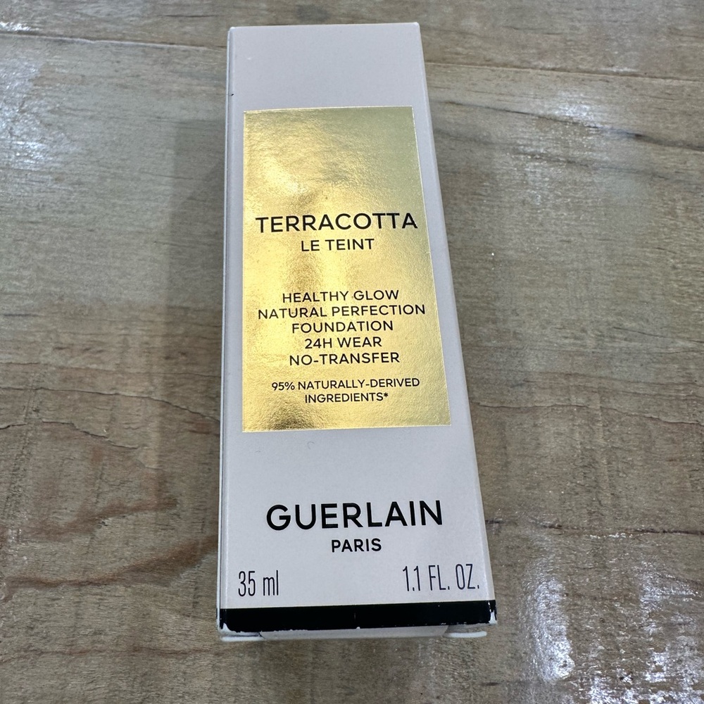 Guerlain le teint healthy glow face Allure best foundation